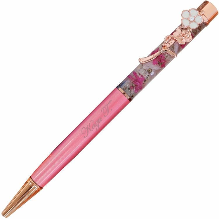 お花を閉じ込めた可愛いハーバリウムボールペン。華やかなボールペンに